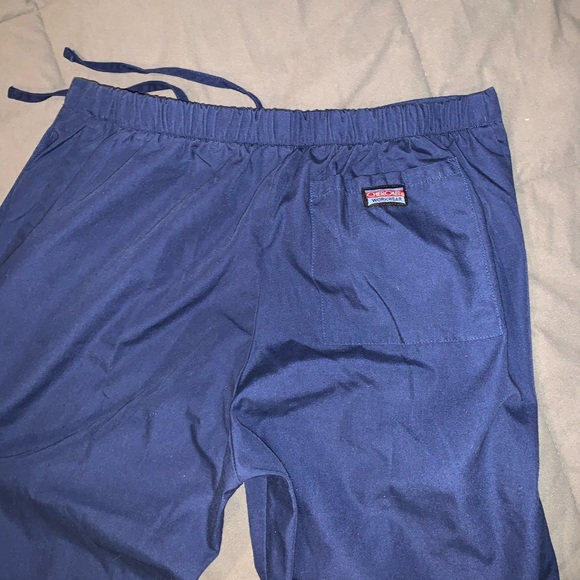 Navy blue scrub bottoms - Picture 2 of 5